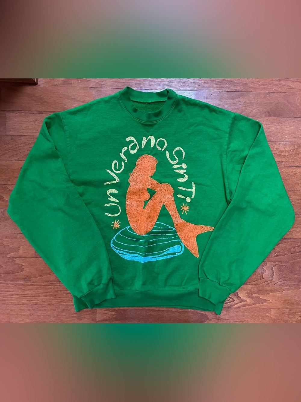 Official Bad Bunny "Un Verano Sin Ti" Mermaid Crewneck – Men's Medium